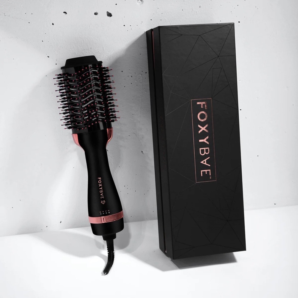 Rose Gold Blowout Dryer Brush